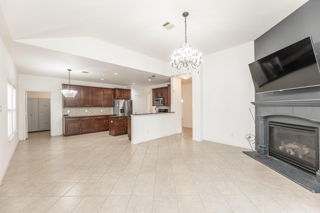 25951 Ravenside Drive - Photo 13
