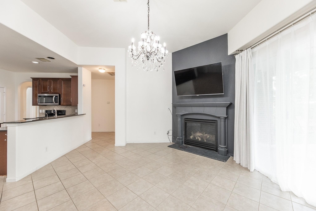 25951 Ravenside Drive - Photo 12