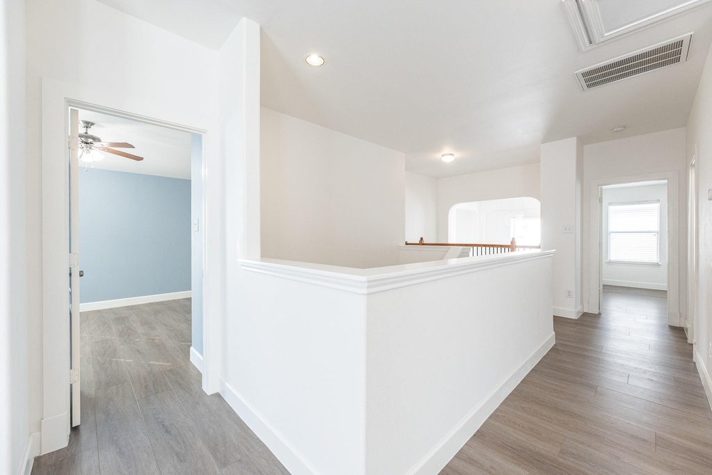 25951 Ravenside Drive - Photo 31