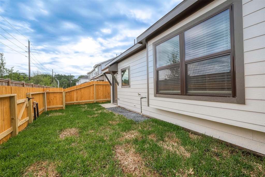 27838 Western Creek Court - Photo 43