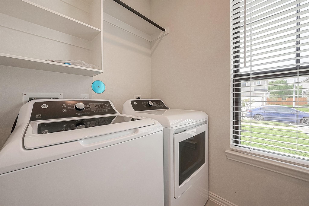 27838 Western Creek Court - Photo 16