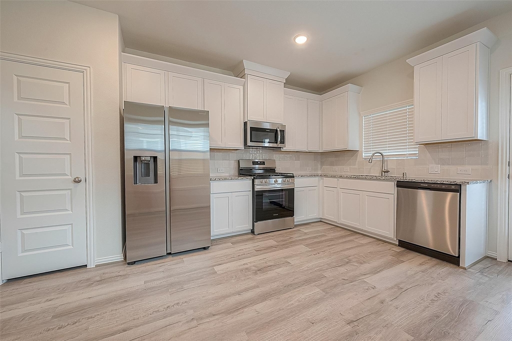 27838 Western Creek Court - Photo 10
