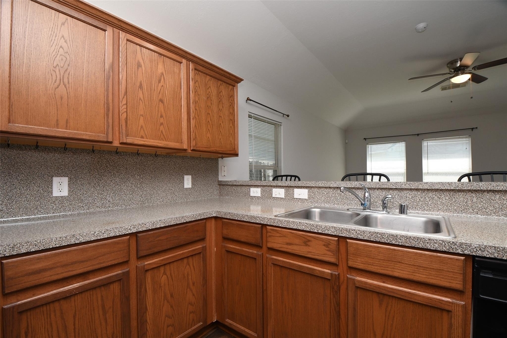 21134 Normand Meadows Lane - Photo 13