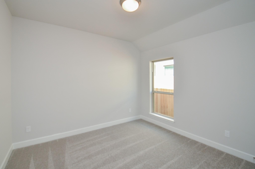 29311 Mesquite Oaks Drive - Photo 21