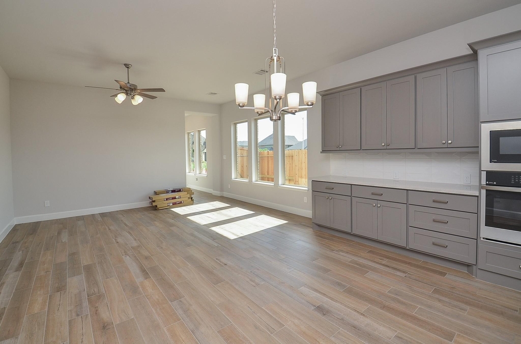 29311 Mesquite Oaks Drive - Photo 6