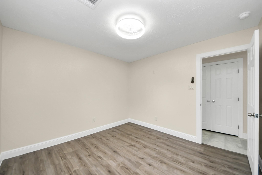 7066 Villa Street - Photo 21