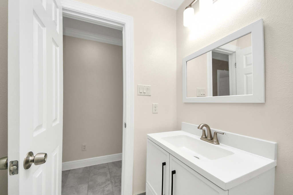 7066 Villa Street - Photo 19