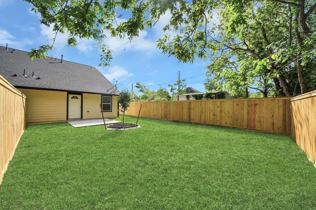 7066 Villa Street - Photo 38