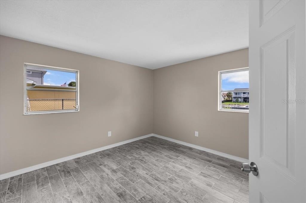 4284 Columbus Drive - Photo 9