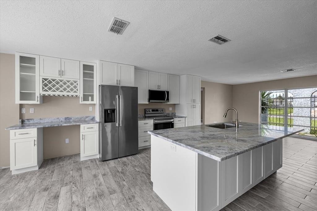 4284 Columbus Drive - Photo 3