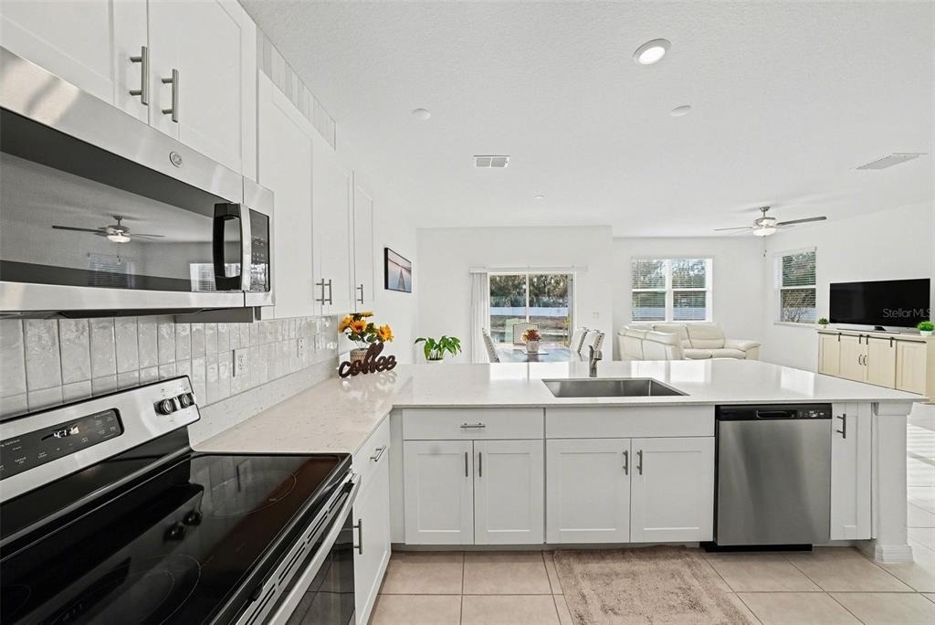 6269 Shiner Street - Photo 8