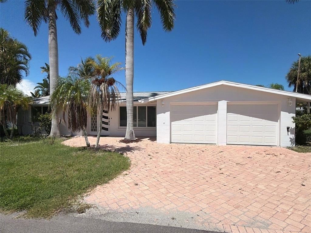 561 Tarawitt Drive - Photo 0