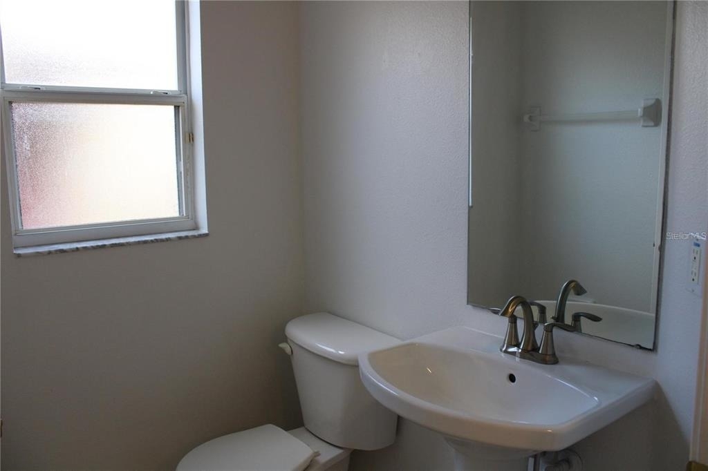 7840 Carriage Pointe Drive - Photo 10