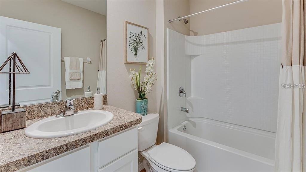 5480 Logan Cave Avenue - Photo 9