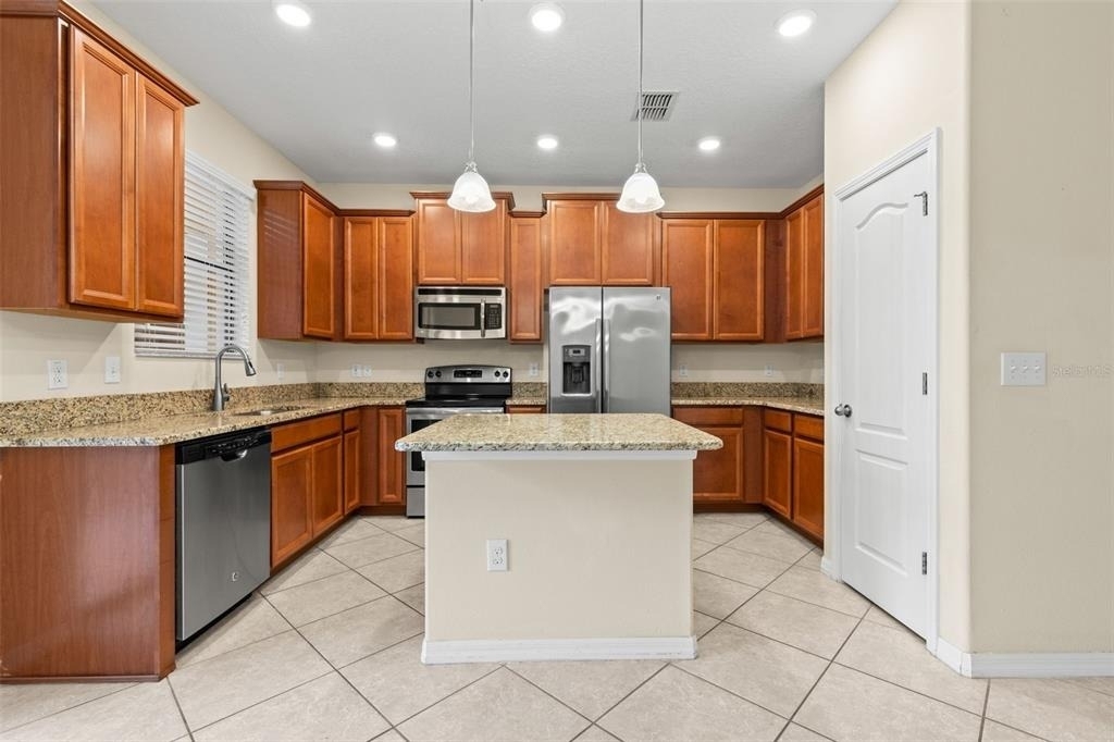 4272 Fennwood Court - Photo 2
