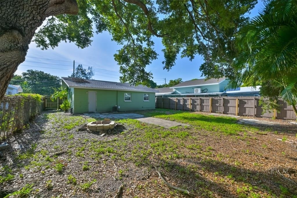 15616 Avalon Avenue - Photo 22
