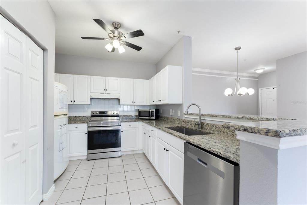 4306 Bayside Village Drive - Photo 5