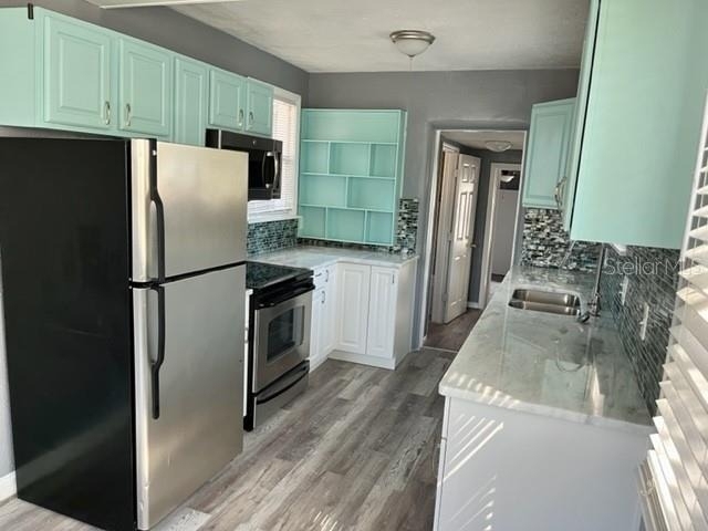 2720 Edwards Avenue S - Photo 3