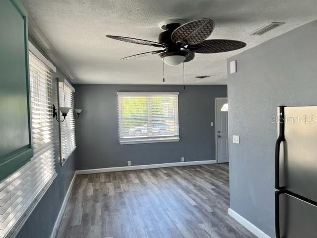 2720 Edwards Avenue S - Photo 5