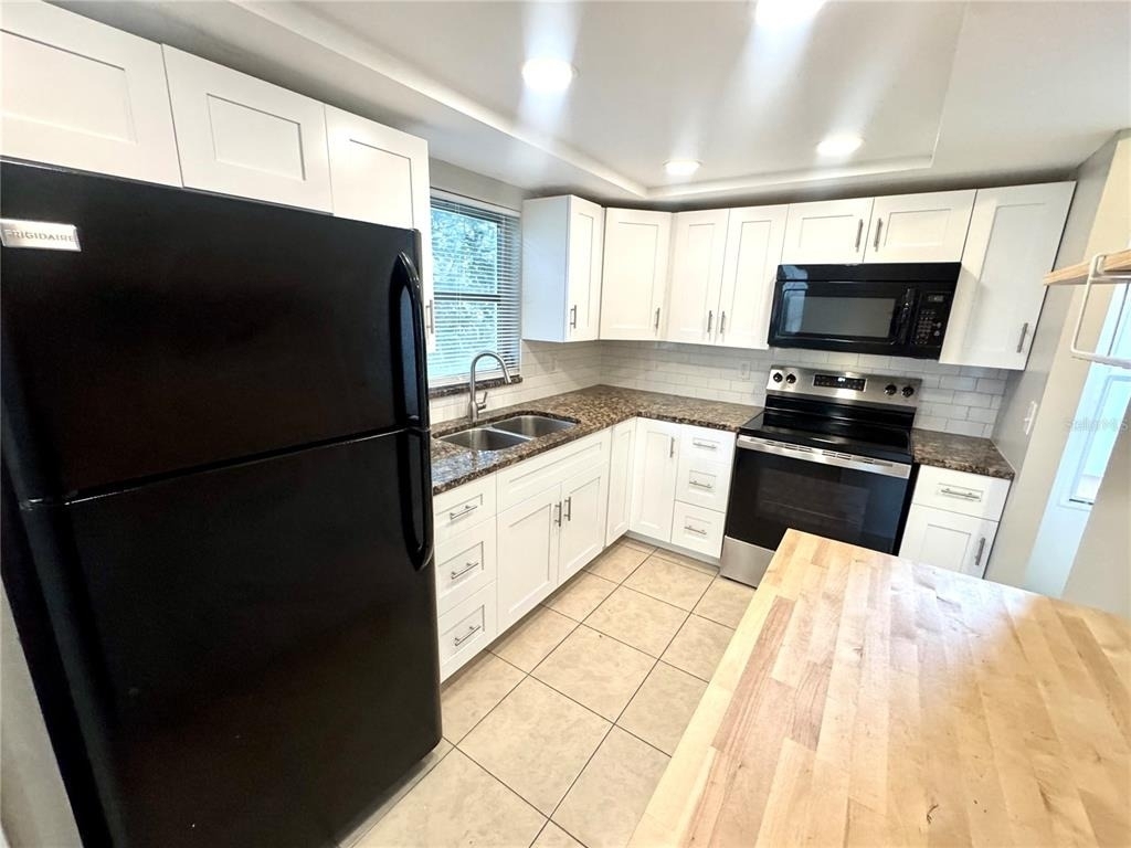 5060 76th Avenue N - Photo 2