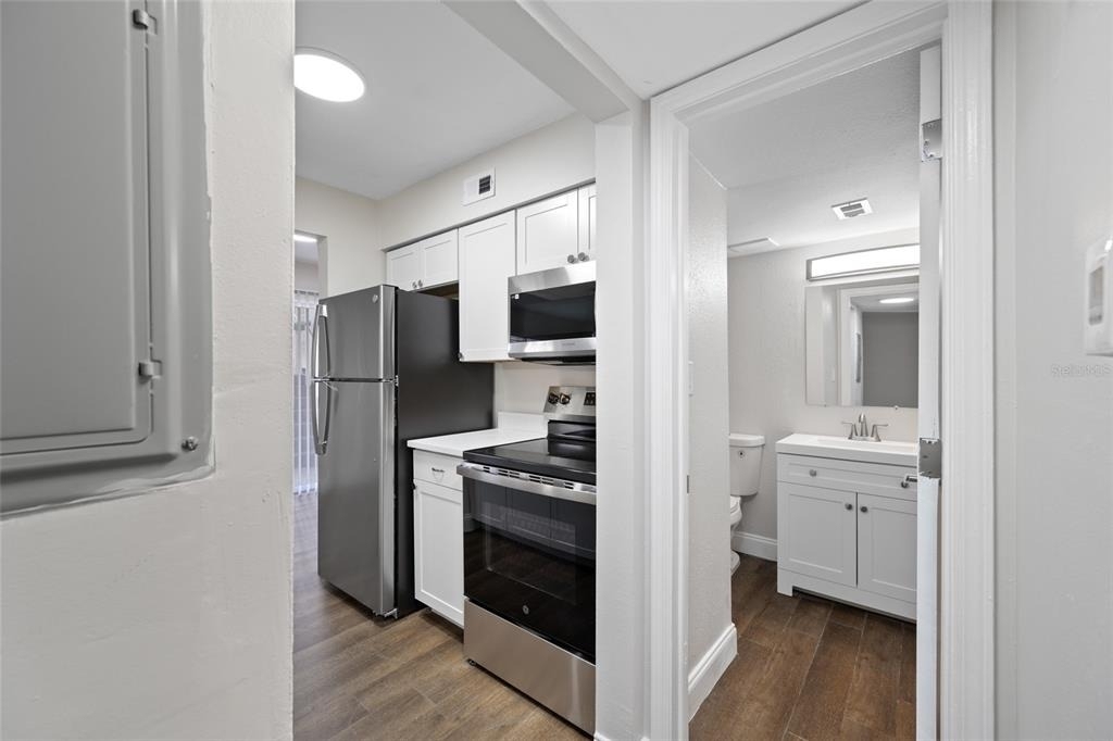 1500 W Bay Drive - Photo 1