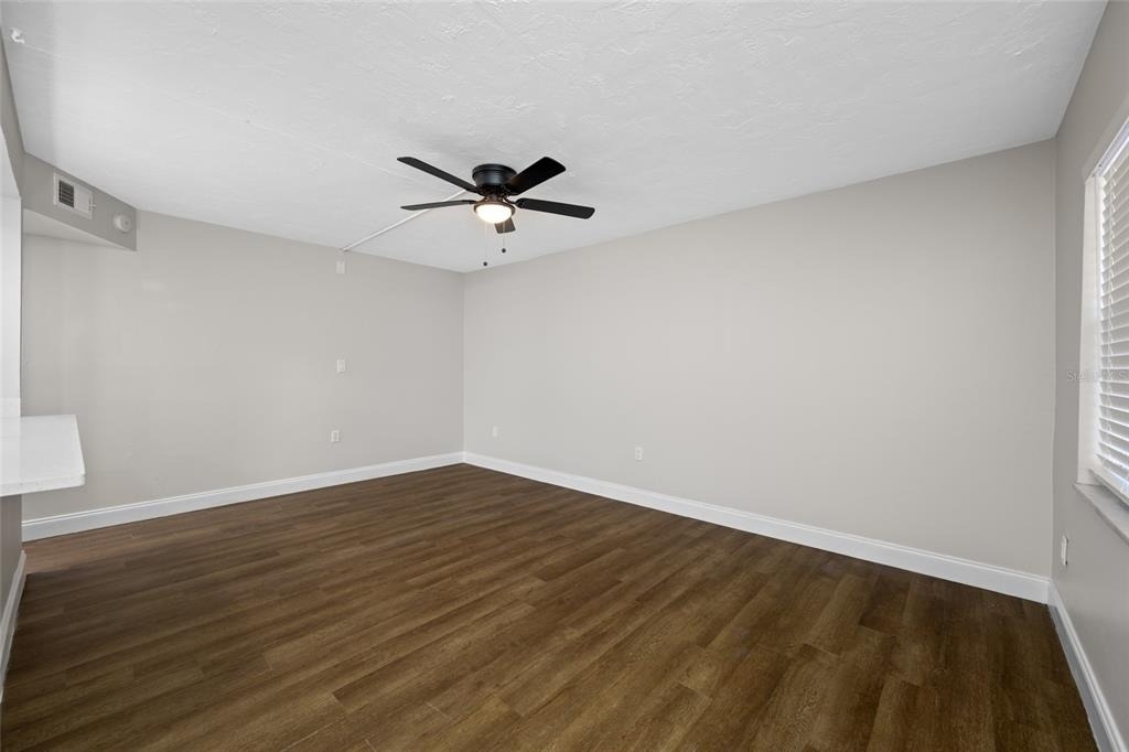 1500 W Bay Drive - Photo 2
