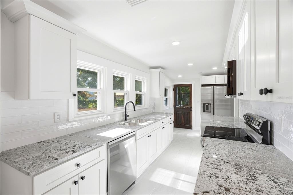 511 E Frances Avenue - Photo 12