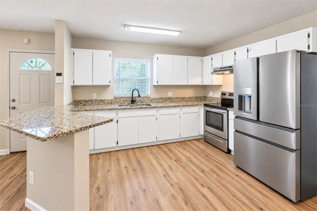 3304 E Mohawk Avenue - Photo 2