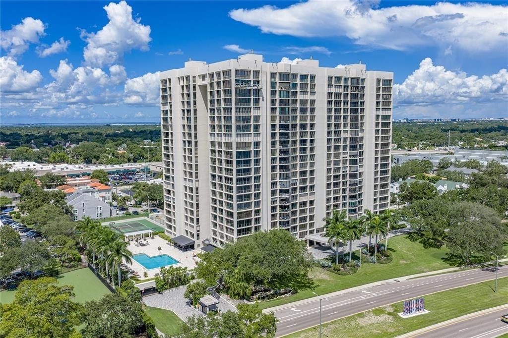 3301 Bayshore Boulevard - Photo 0