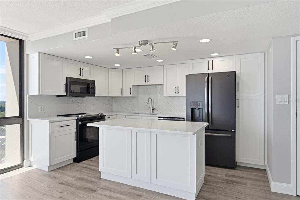 3301 Bayshore Boulevard - Photo 6