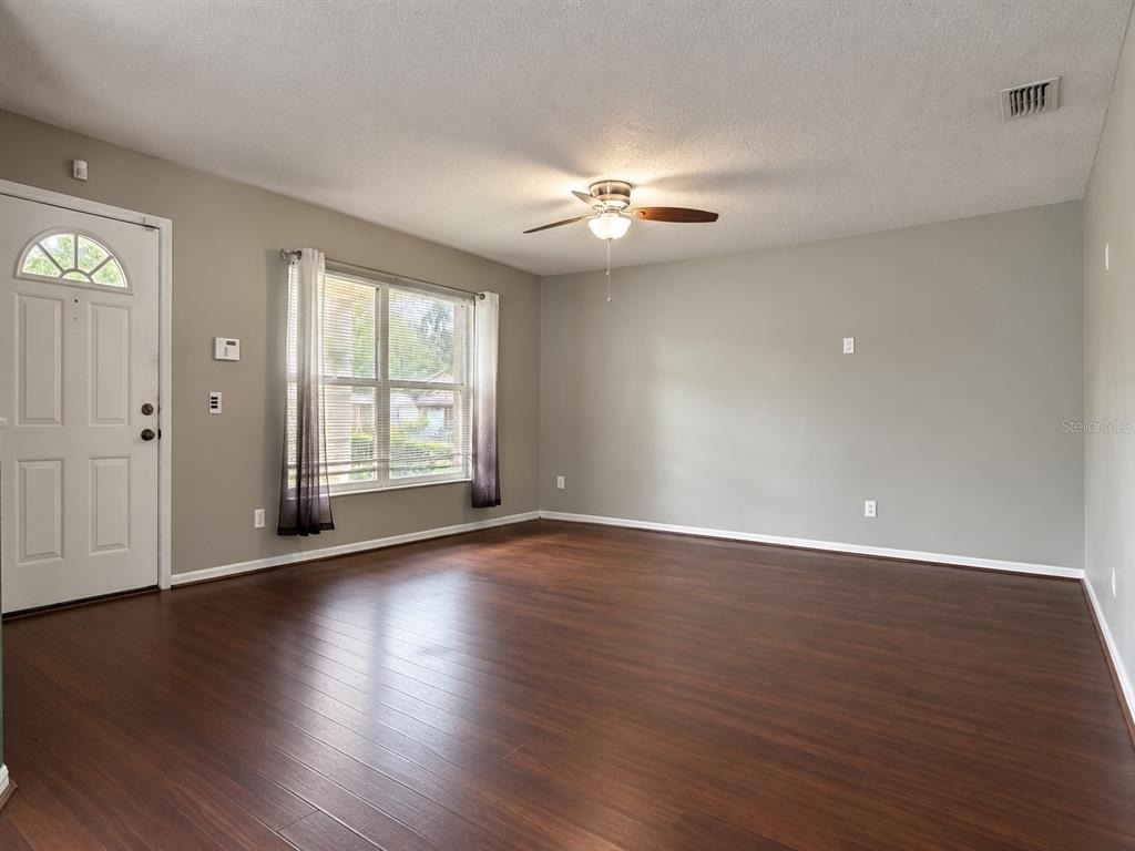9620 N Connechusett Road - Photo 1