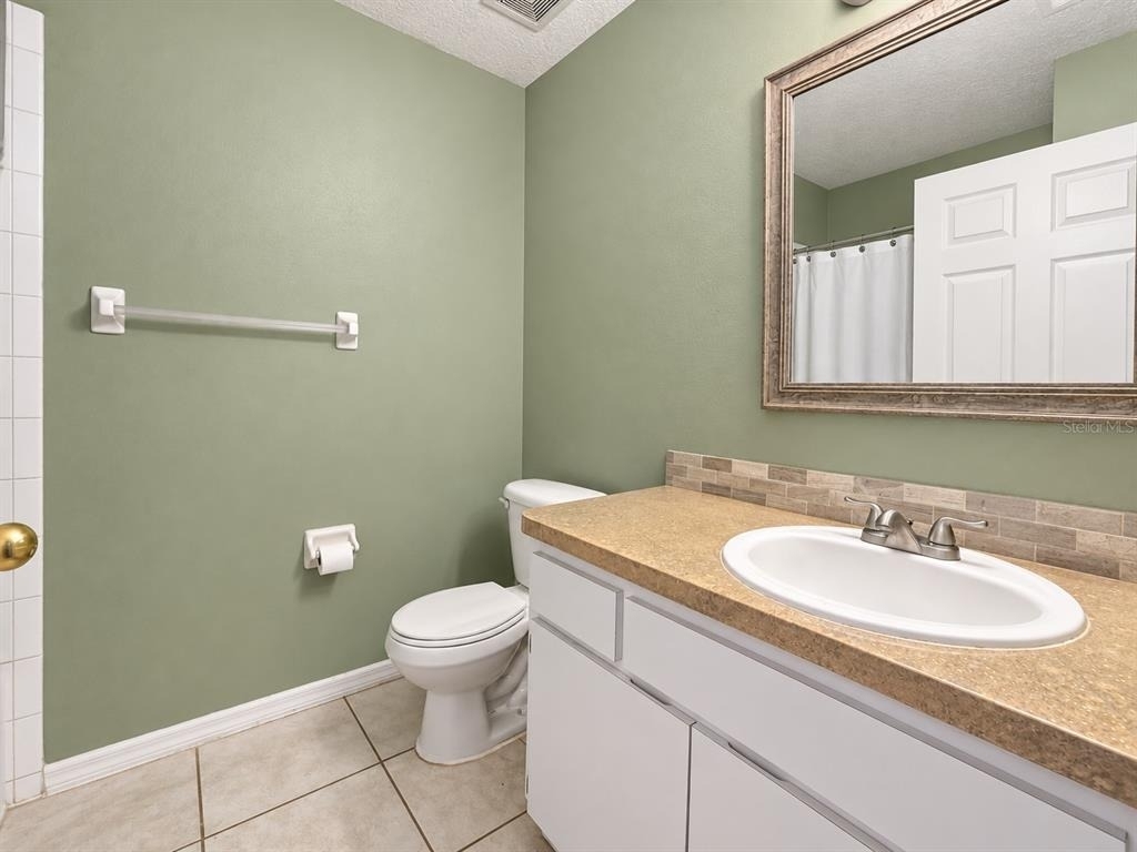 9620 N Connechusett Road - Photo 6
