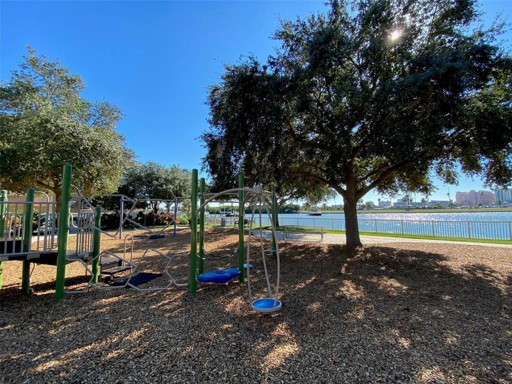 400 Island Way - Photo 47
