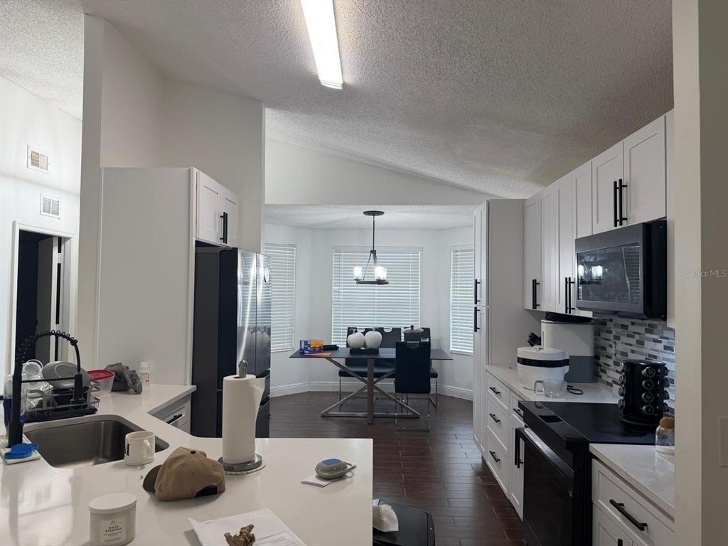 2216 Ridgemore Drive - Photo 4