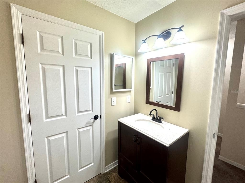 2800 Countryside Boulevard - Photo 31