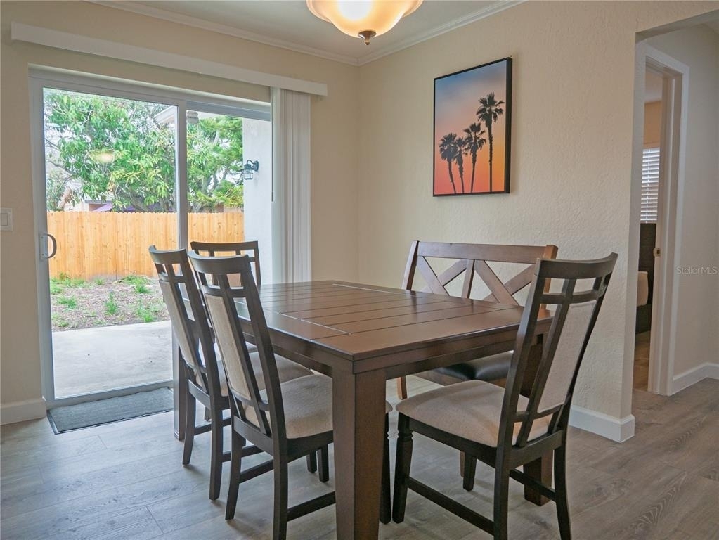 1122 Tangerine Street - Photo 2