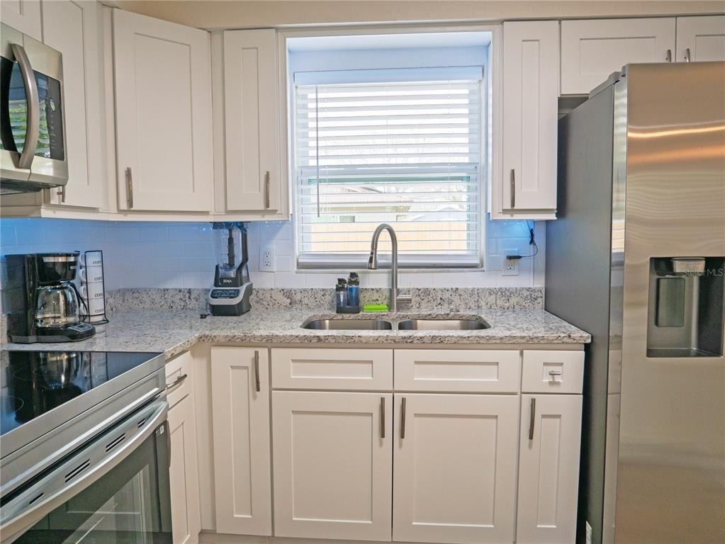 1122 Tangerine Street - Photo 5