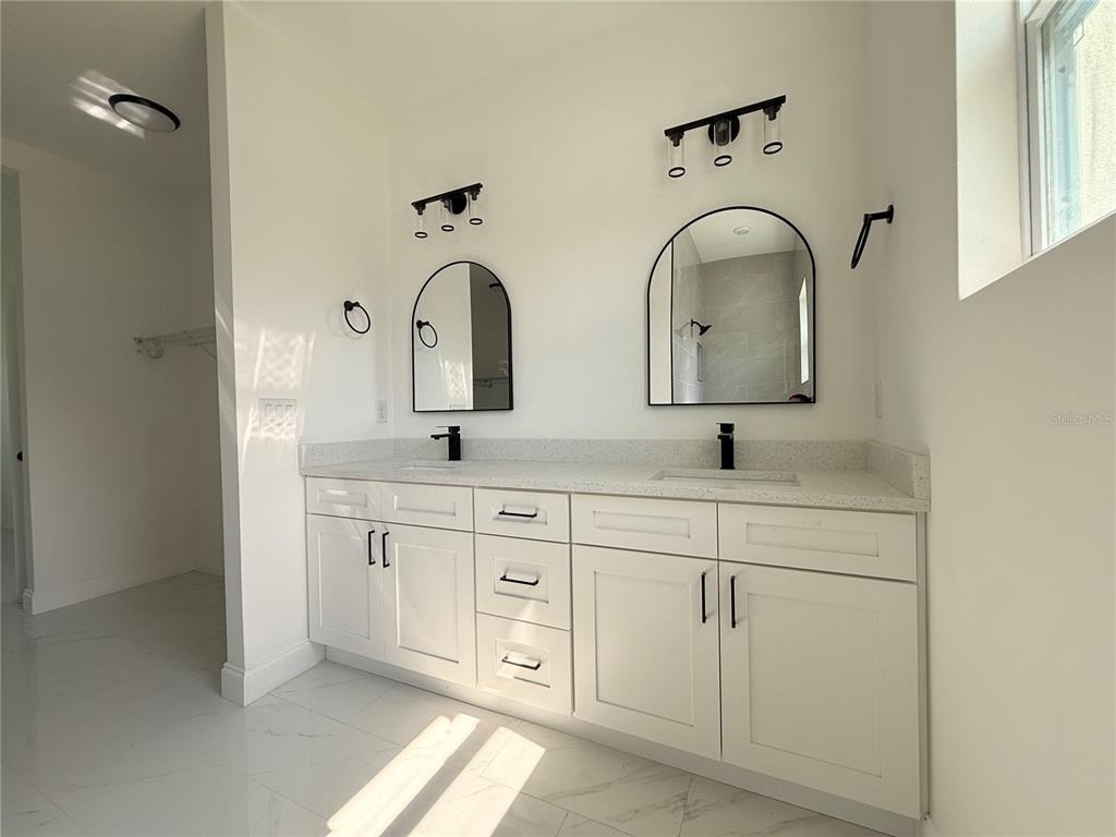 1098 Hammacher Avenue Sw - Photo 10