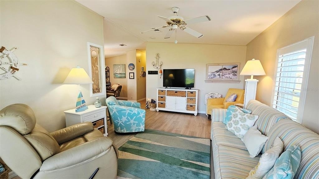 9122 Kestral Circle - Photo 14
