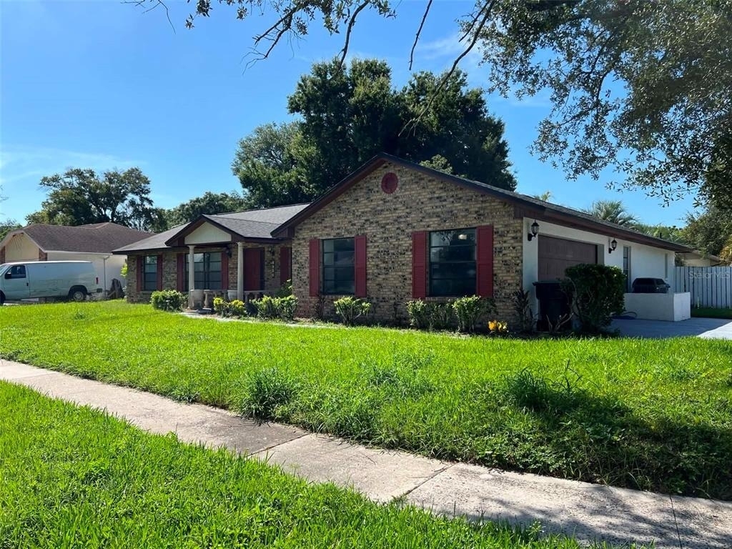 8936 Rose Hill Drive - Photo 3