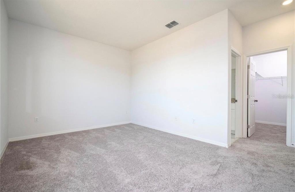 646 Desmoines Court - Photo 12