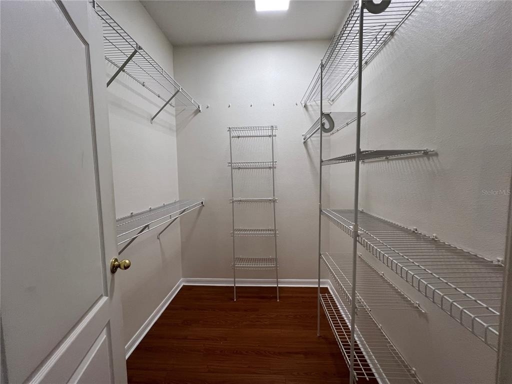 554 Hiawatha Palm Place - Photo 11