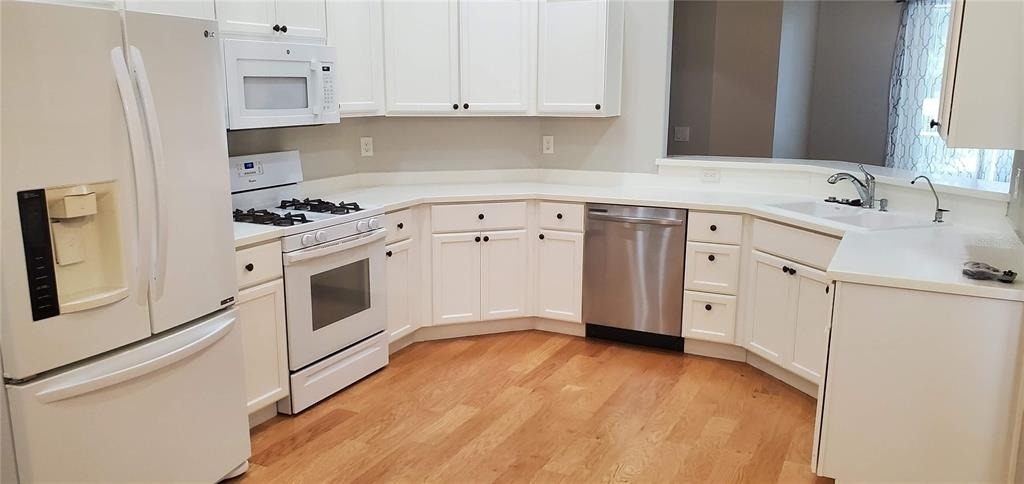 5231 Highbury Circle - Photo 5