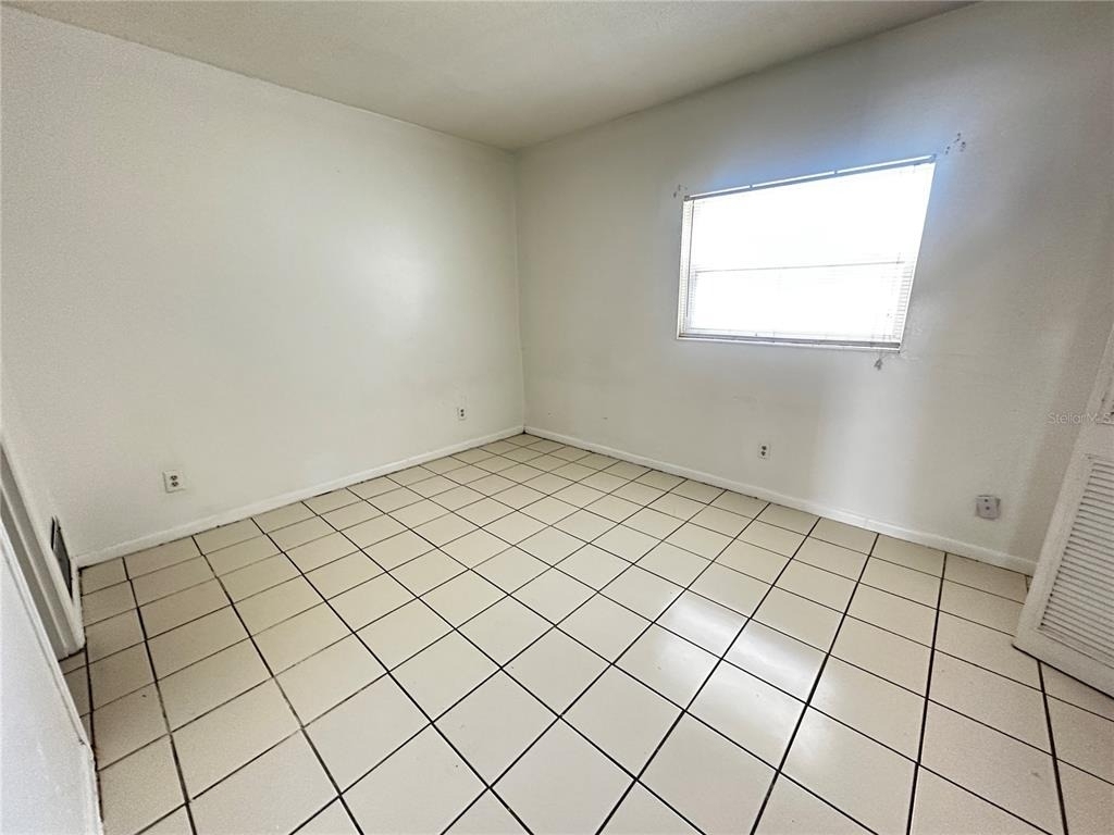 1315 Se Silver Springs Place - Photo 3
