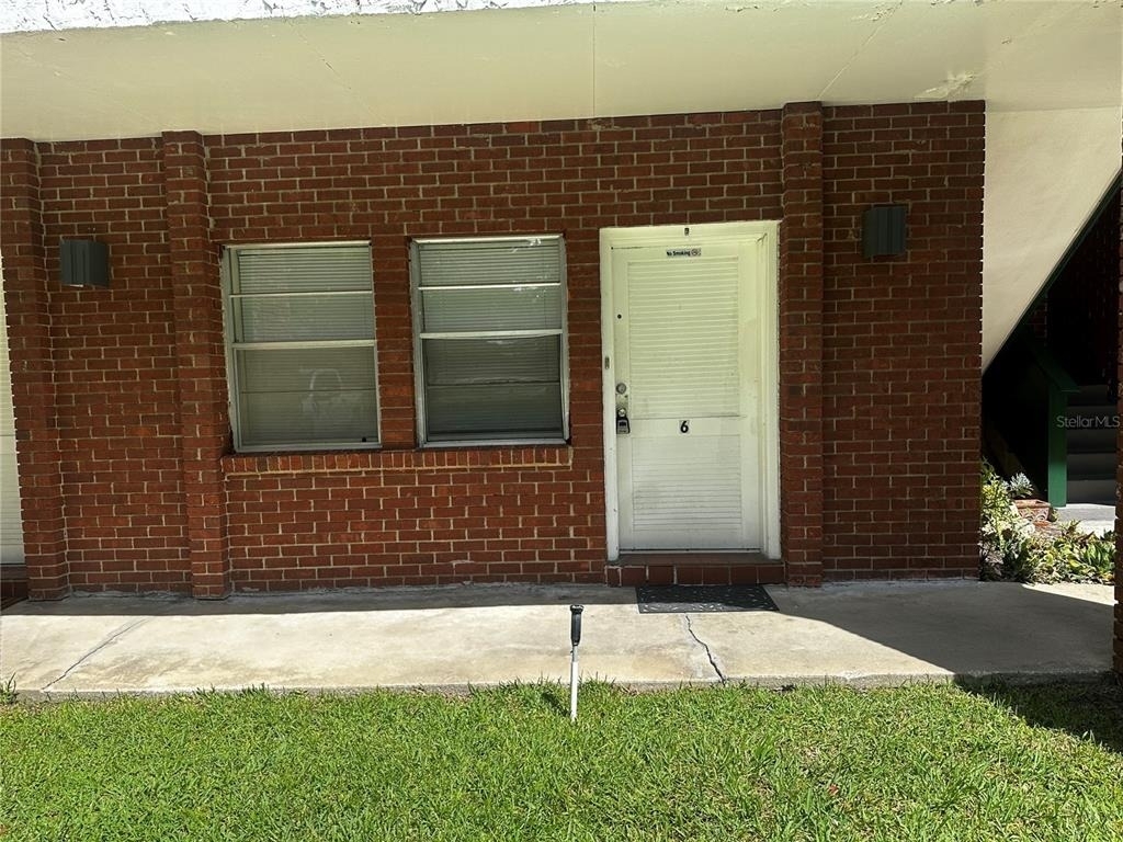 1315 Se Silver Springs Place - Photo 0