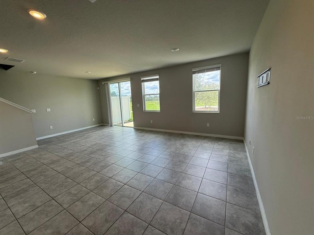 7627 Momentum Parkway - Photo 6