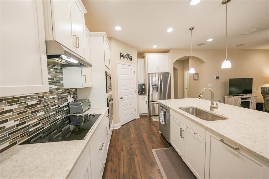 16284 Admiral Cove Lane - Photo 10