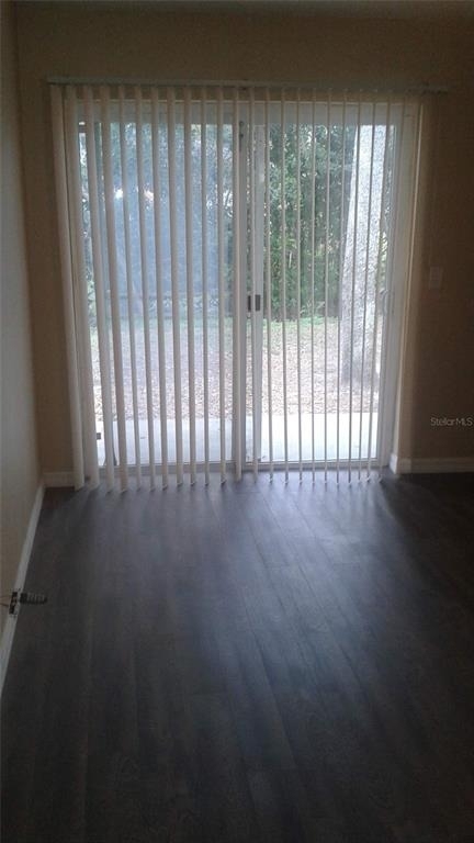 410 N Hill Avenue - Photo 8