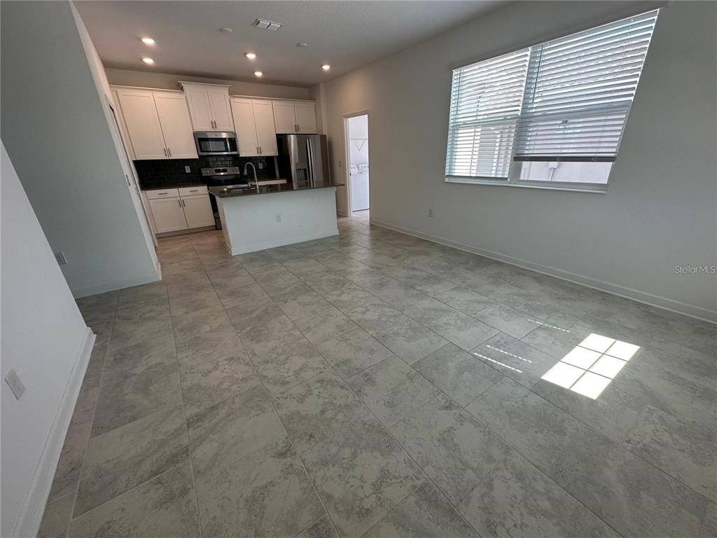 3037 Ella Way - Photo 8