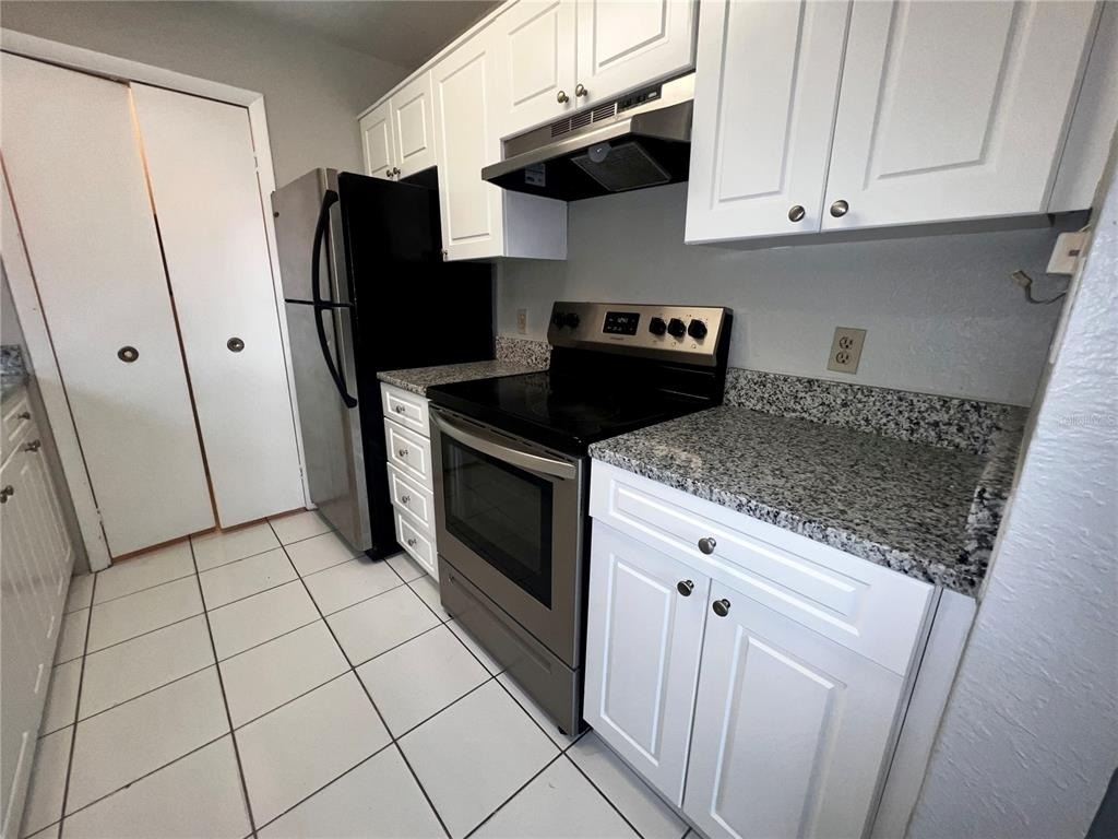 4355 Perkinshire Lane - Photo 7